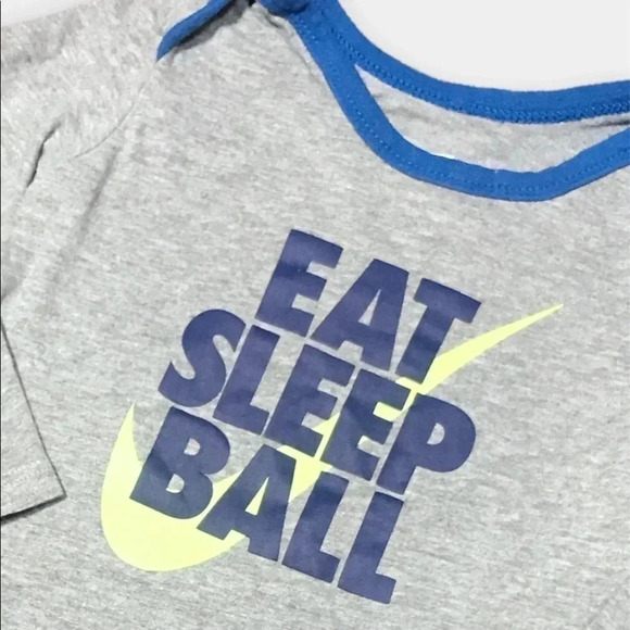 Nike Gray Baby Onesie/Bodysuit - Picture 2 of 4